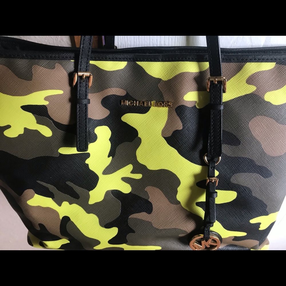Camo MK tote - authentic